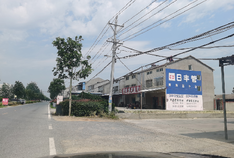 保靖如何能保证墙体广告的醒目性？